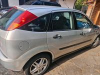 Gebraucht Ford Focus 101 PS (74 kW) 2000 Silber Kleinwagen