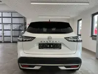 Neu Nissan Qashqai 360º 158 PS (116 kW) 2026 Pearl white / dach schwarz SUV