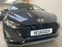 Neu Hyundai i20 Trend 101 PS (74 kW) 2026 Grau Kleinwagen