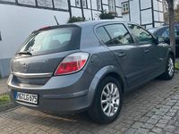 Gebraucht Opel Astra 105 PS (77 kW) 2004 Grau Limousine