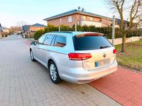 Gebraucht VW Passat 150 PS (110 kW) 2015 Silber Kombi