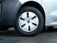 Neu VW T6.1 100 kW (136 PS) 2026 Light grey metallic Van