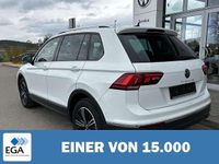 Gebraucht VW Tiguan Active 131 PS (96 kW) 2022 Weiß SUV