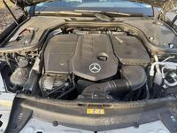 Gebraucht Mercedes E220 Avantgarde 194 PS (142 kW) 2016 Kombi