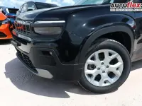 Neu Jeep Avenger Altitude 110 PS (80 kW) 2025 Volcano black SUV