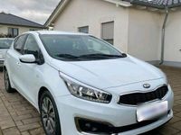 gebraucht Kia Ceed 1.4 CVVT Dream Team Edition