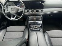 Gebraucht Mercedes E220 Avantgarde 194 PS (142 kW) 2017 Schwarz Limousine
