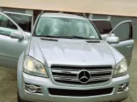 Gebraucht Mercedes 320 226 PS (166 kW) 2009 Grau SUV
