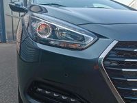 Gebraucht Hyundai i40 141 PS (103 kW) 2015 Grau Limousine