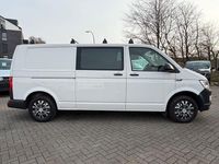 Gebraucht VW Transporter 150 PS (110 kW) 2018 Candyweiss Van
