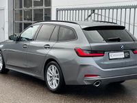 Gebraucht BMW 320 Efficient Dynamics 190 PS (139 kW) 2022 Skyscraper grau metallic Kombi