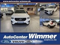 Używany Volvo XC40 Plus 197 KM (144 kW) 2025 Biały SUV