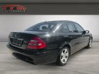 Usado Mercedes E200 122 CV (89 kW) 2005 Negro Berlina