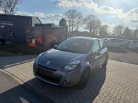 Gebraucht Renault Clio III Dynamique 75 PS (55 kW) 2010 Grau Limousine