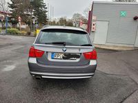 Gebraucht BMW 318 143 PS (105 kW) 2011 Spacegrau metallic Kombi