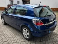 Gebraucht Opel Astra 105 PS (77 kW) 2007 Blau Limousine