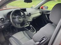 Gebraucht Audi A1 Ambition 86 PS (63 kW) 2010 Rot Kleinwagen