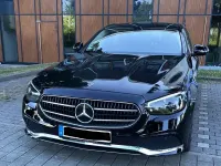 Gebraucht Mercedes E220 Avantgarde 200 PS (147 kW) 2023 Schwarz Limousine