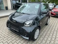 Gebraucht Smart ForTwo Coupé 60 kW (82 PS) 2020 Schwarz Kleinwagen