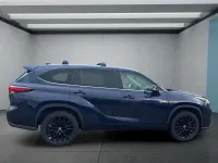 Gebraucht Toyota Highlander Hybrid 247 PS (181 kW) 2024 Blau SUV