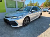 Gebraucht Toyota Camry 177 PS (130 kW) 2022 Silber Limousine