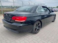 Gebraucht BMW 320 Cabriolet 170 PS (125 kW) 2008 Back sapphire Cabrio