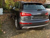 Second-hand Audi Q5 Design 190 CP (139 kW) 2019 Gri SUV