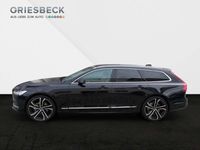 Gebraucht Volvo V90 Ultimate 197 PS (144 kW) 2024 Onyx black / metallic Kombi