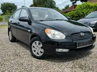 Gebraucht Hyundai Accent 96 PS (70 kW) 2009 Schwarz Limousine