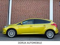 Gebraucht Ford Focus Titanium 150 PS (110 kW) 2011 Gelb Limousine