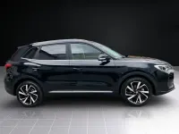 Neu MG ZS Luxury 197 PS (144 kW) 2026 Schwarz SUV