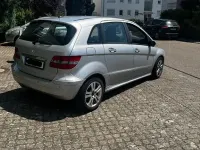 Gebraucht Mercedes B200 140 PS (102 kW) 2006 Silber Van / Kleinbus