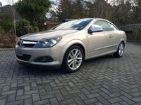 Gebraucht Opel Astra Cabriolet Edition 140 PS (102 kW) 2006 Silber Cabrio