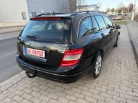 Gebraucht Mercedes C180 156 PS (114 kW) 2009 Schwarz Kombi