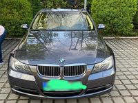 Gebraucht BMW 330 240 PS (176 kW) 1996 Grau Limousine