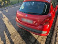 Gebraucht Peugeot 207 95 PS (69 kW) 2009 Rot Kleinwagen