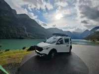 Gebraucht Dacia Dokker Stepway 102 PS (75 kW) 2019 Weiß Van / Kleinbus