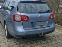 Gebraucht VW Passat 150 PS (110 kW) 2006 Blau Kombi