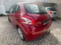 Gebraucht Peugeot 208 Active 95 PS (69 kW) 2013 Rouge erythree/sanguine Kleinwagen