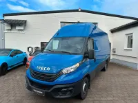 Second-hand Iveco Daily 175 CP (128 kW) 2024 Albastru Berlinǎ