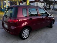 Gebraucht Mazda 2 55 PS (40 kW) 2004 Rot Kleinwagen