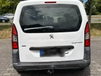 Gebraucht Peugeot Partner Tepee Outdoor 120 PS (88 kW) 2016 Weiß Van / Kleinbus