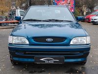 Gebraucht Ford Escort 60 PS (44 kW) 1994 Grün Limousine