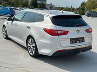 Gebraucht Kia Optima Vision 141 PS (103 kW) 2018 Silber Limousine