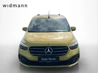 Gebraucht Mercedes T180 Progressive 116 PS (85 kW) 2023 Limonitgelb metallic Van / Kleinbus
