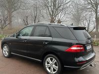 Gebraucht Mercedes ML250 204 PS (150 kW) 2012 Schwarz SUV