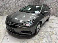 Usado Opel Astra Edition 105 CV (77 kW) 2017 Gris Berlina