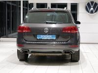 Gebraucht VW Touareg Basis 239 PS (175 kW) 2011 Grau SUV