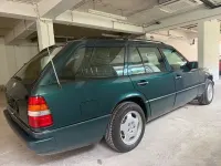 Second-hand Mercedes E250 113 CP (83 kW) 1995 Verde Berlinǎ