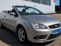 Gebraucht Ford Focus Cabriolet Trend 101 PS (74 kW) 2008 Silber Cabrio
